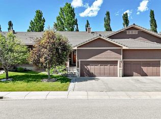 253 S Bridle Estates Rd SW, Calgary, AB T2Y0G1