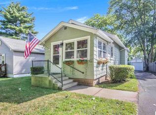 711 Wayne St, Jackson, MI 49202