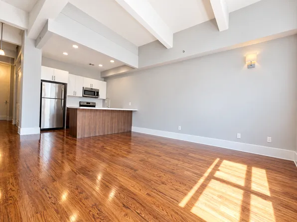 210 Putnam Avenue image 1 of 3