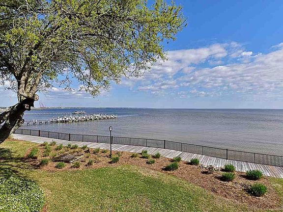 5th image of 76 Baybridge Dr #D