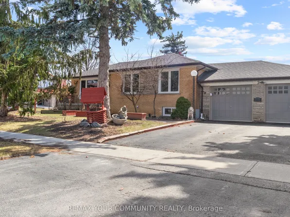 2 Emmeline Cres, Toronto, ON M1S 1L2