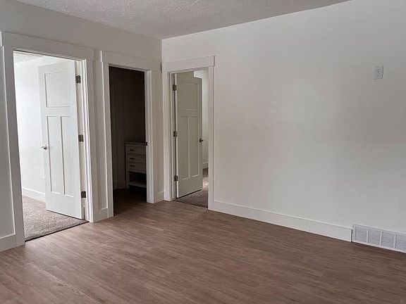 4th image of 3490 E Rawson St #3490