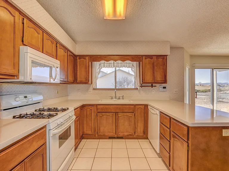 9431 E Towago Dr — Photo 11