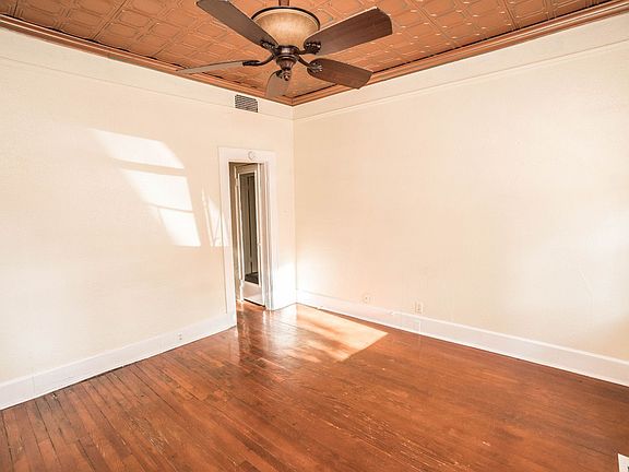 5th image of 537 2nd St N APT A