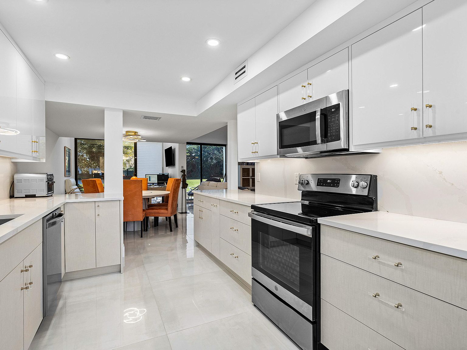 3505 Bridgewood Drive #3505