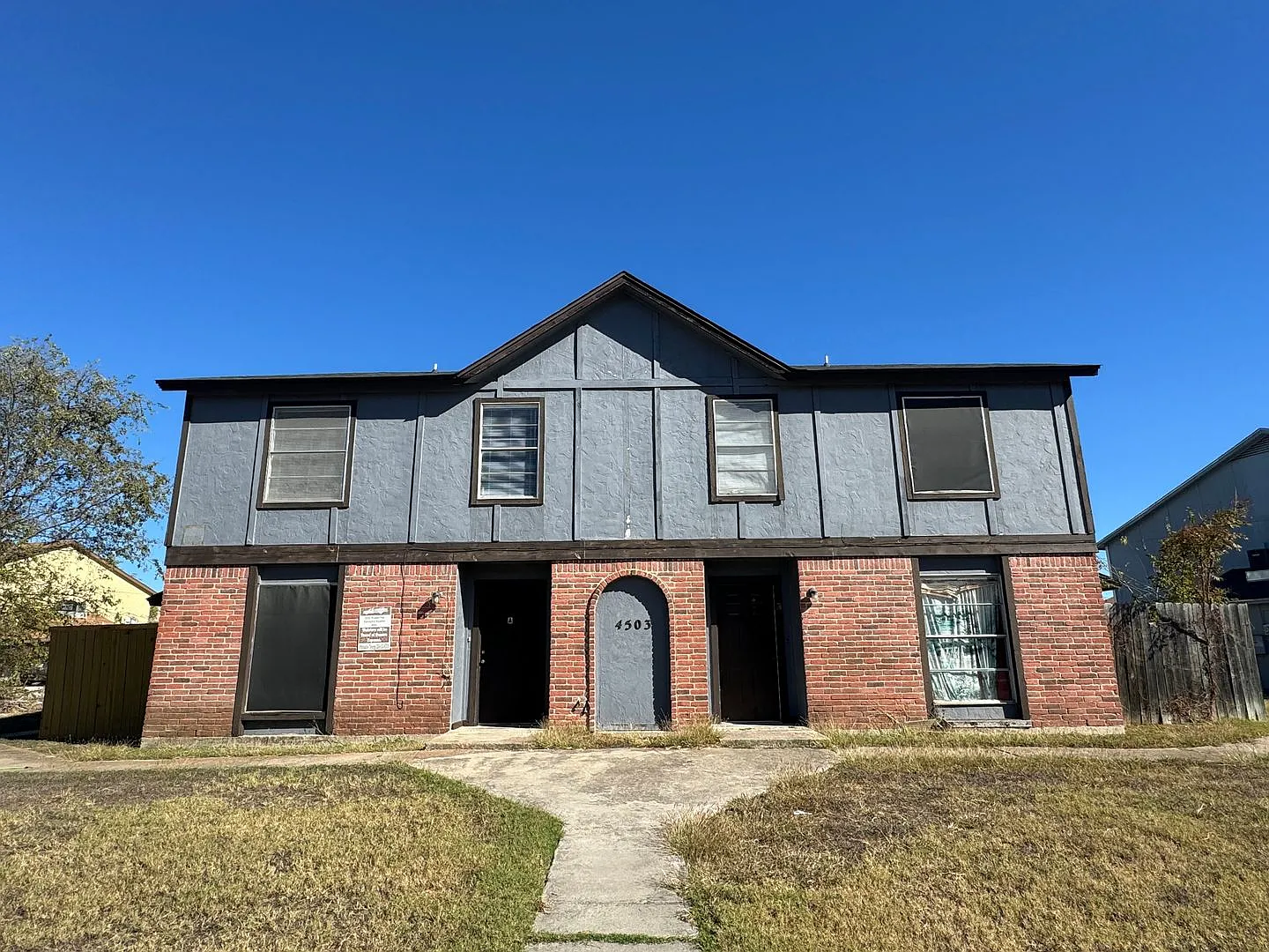 4503 Hunt Cir — Photo 2