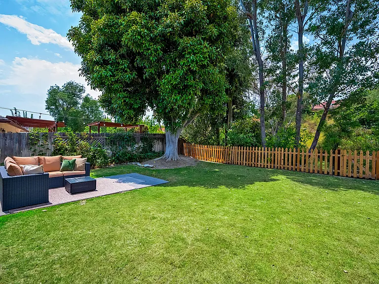 26305 Naccome Dr — Photo 33