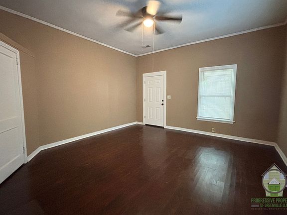 2nd image of 43 Seyle St