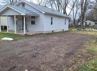 219 24th St N, Springfield, MI 49037