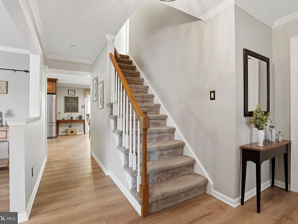 331 Fox Hollow Dr, Langhorne, PA 19053 | Zillow