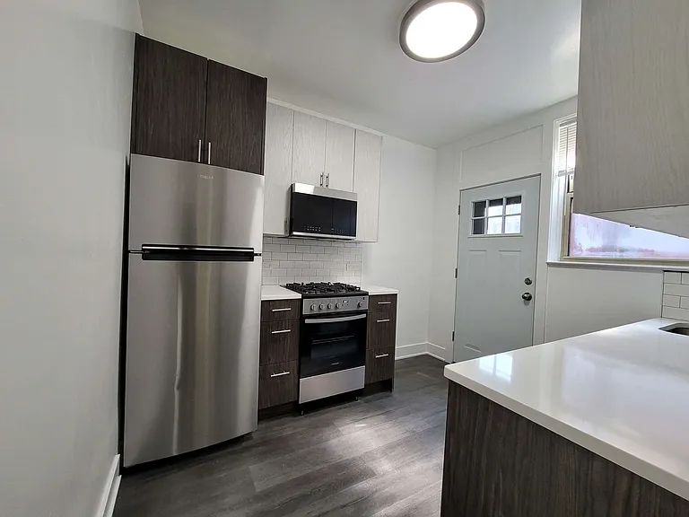 2450-58 W. Wilson/4601-11 N. Campbell — Photo 7