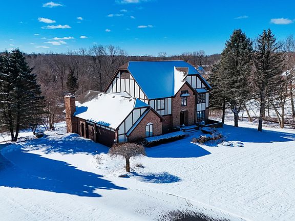 3rd image of 133 Flumerfelt Ln