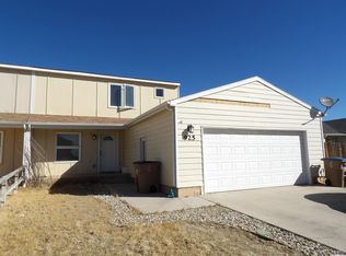 925 Person St, Laramie, WY 82070