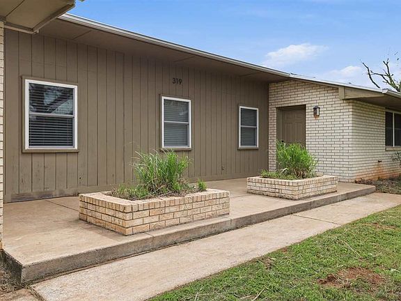 5th image of 319 Sycamore Valley Dr