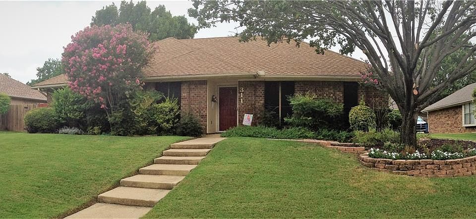 1st image of 311 Aspenway Dr