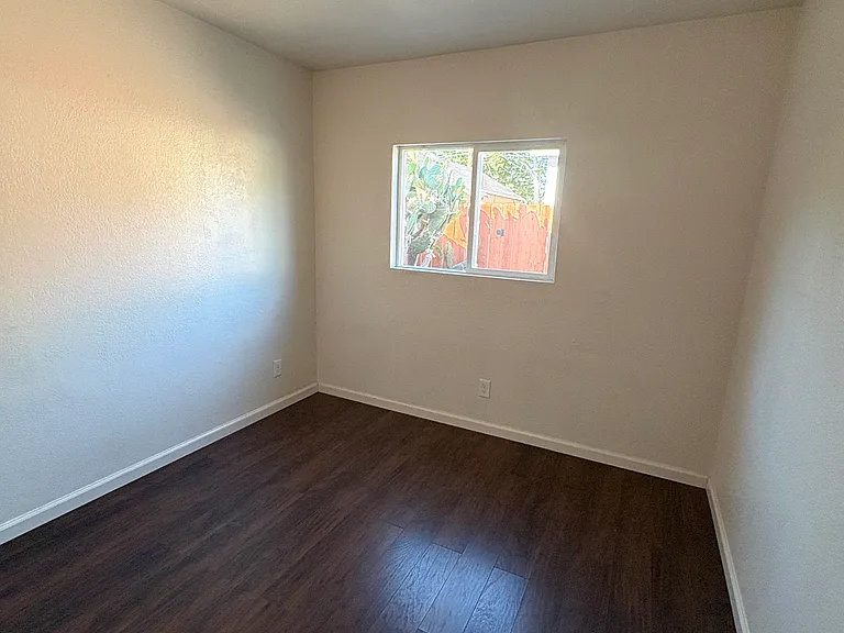 231 S 22nd St #2 — Photo 14