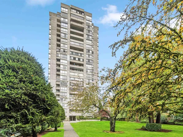 9280 Salish Ct #1705, Burnaby, BC V3J 7J8