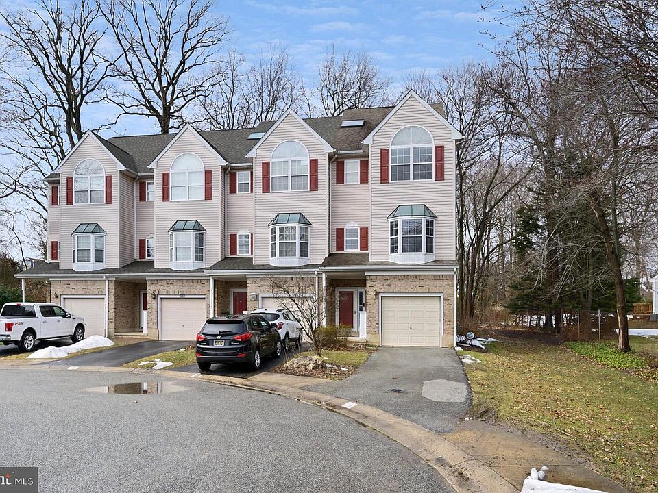 1st image of 118 Vineyards Ct