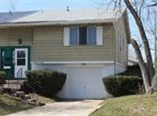 391 Liscum Dr, Dayton, OH 45417