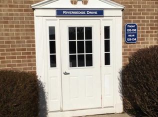 131 Riversedge Dr BUILDING 2, Norristown, PA 19403