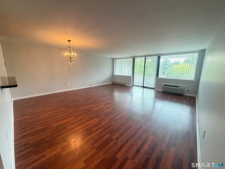 1460 Elm St #330 — Photo 6