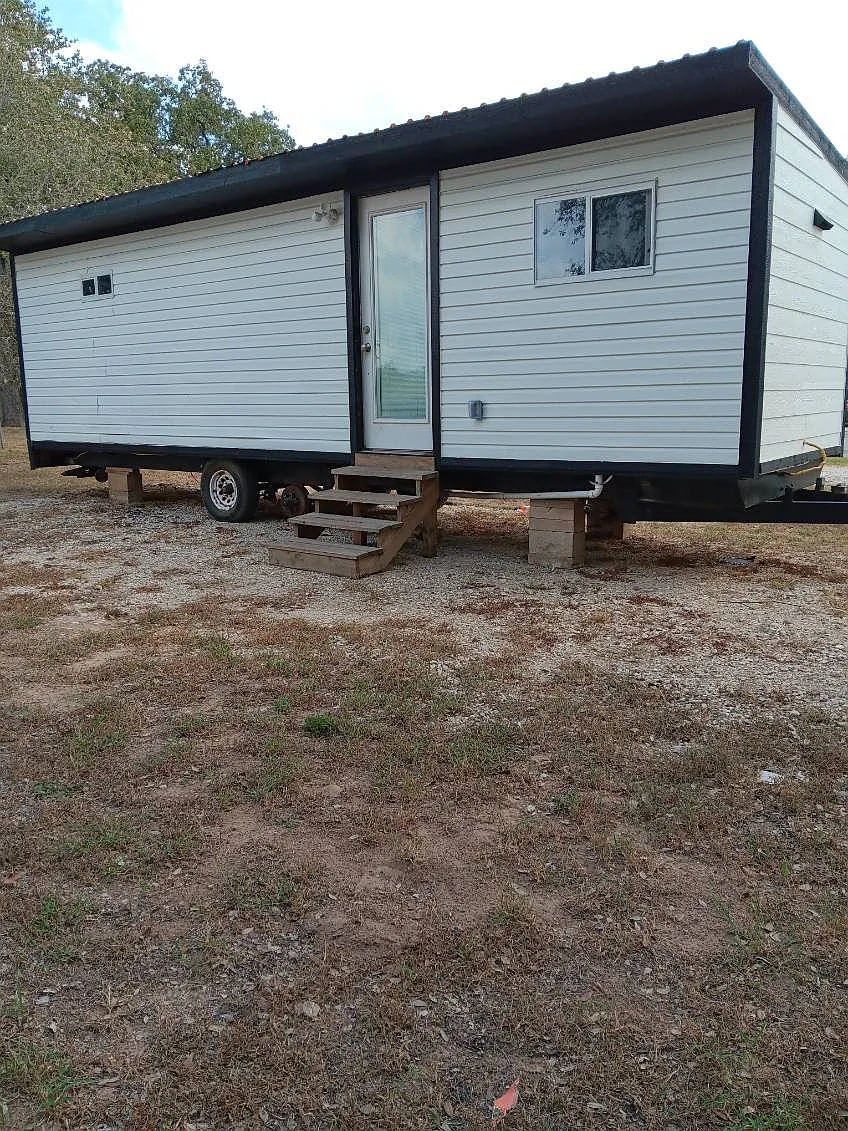 1 bed, 210 sqft, $850 — Photo 1