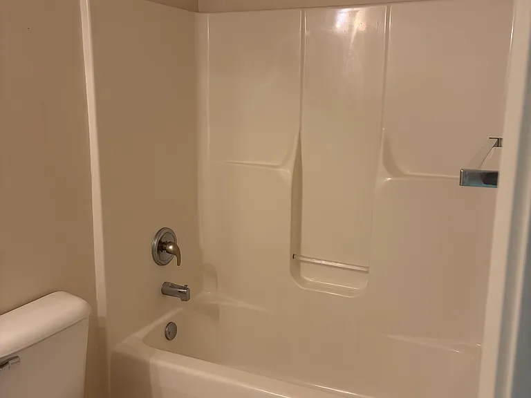 7303 Spring Run Dr — Photo 10