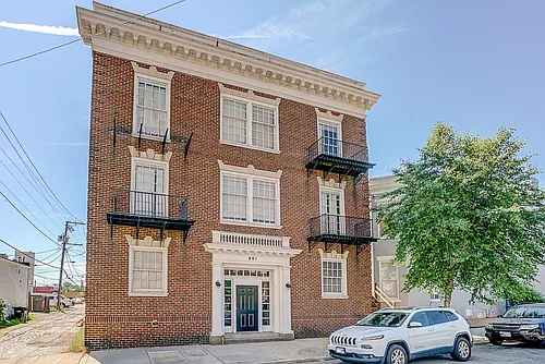 801 N Davis Ave #3B Photo 1