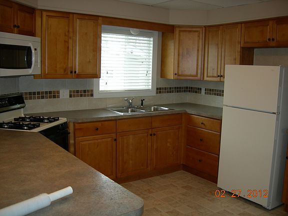 New Maple Kitchen Cabinets