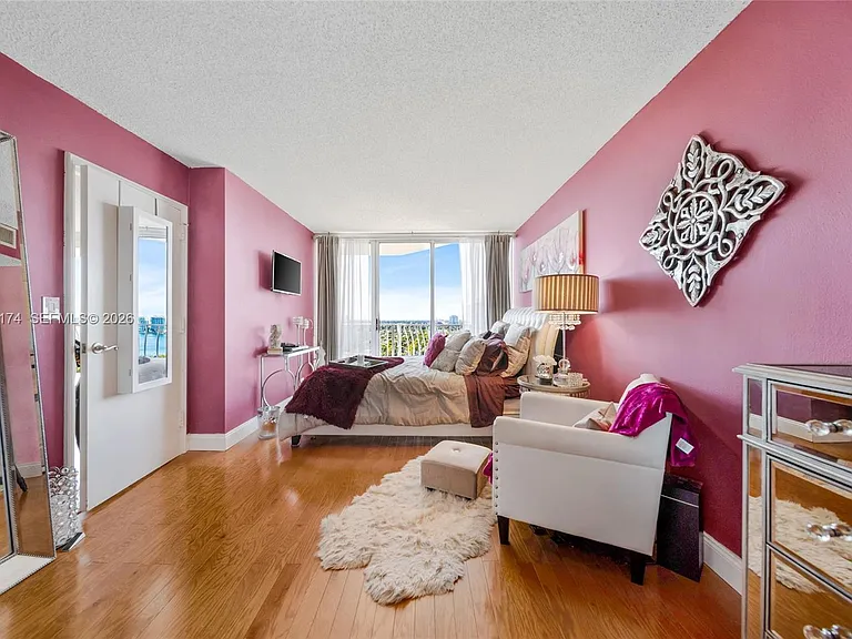 7601 E Treasure Dr #1802 — Photo 25