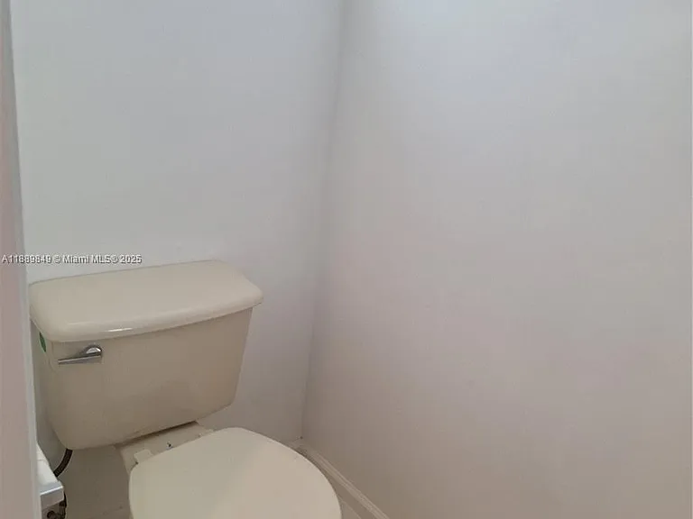 6621 Winfield Blvd #1 — Photo 16