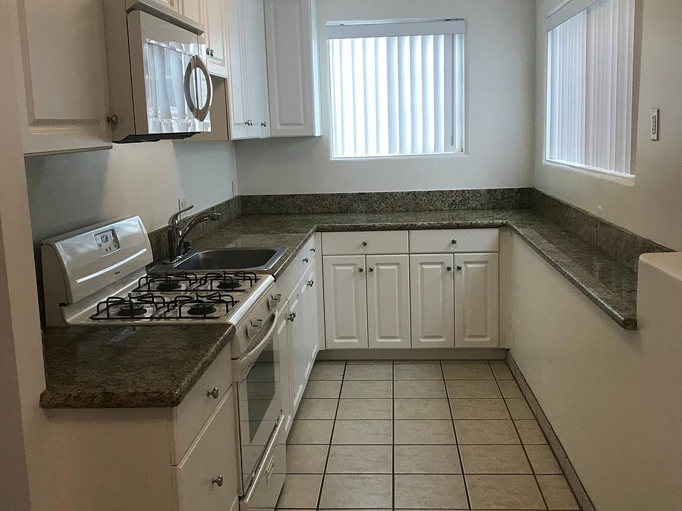 1st image of 2157 1/2 Catalina Blvd