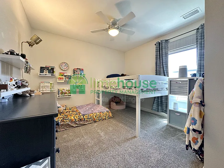 1112 Seabright Ct — Photo 18