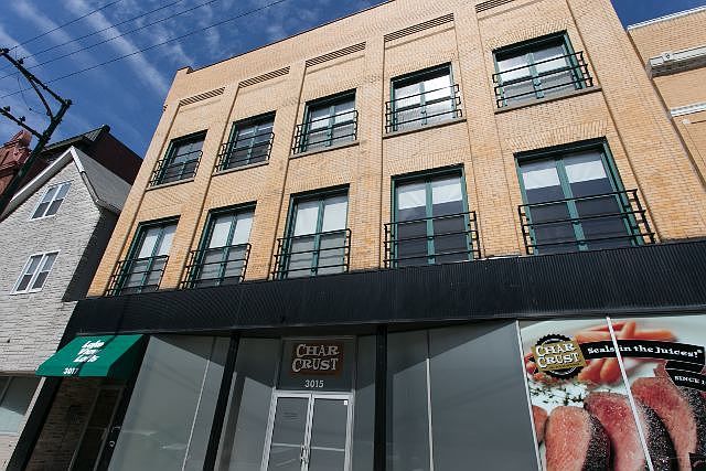 1st image of 3017 N Lincoln Ave APT 304