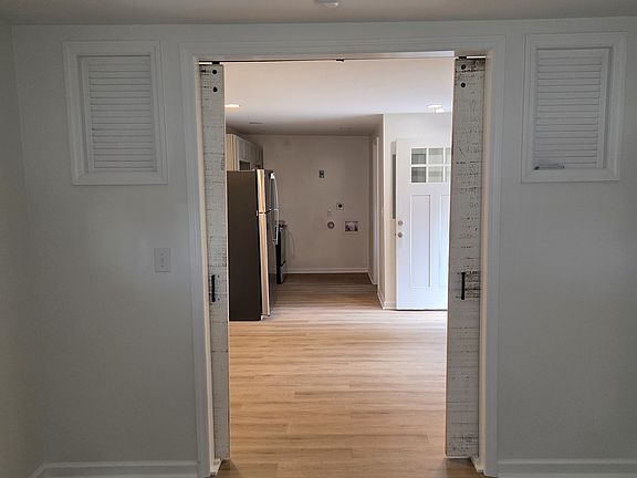4th image of 1734 W Robinhood Dr Unit B