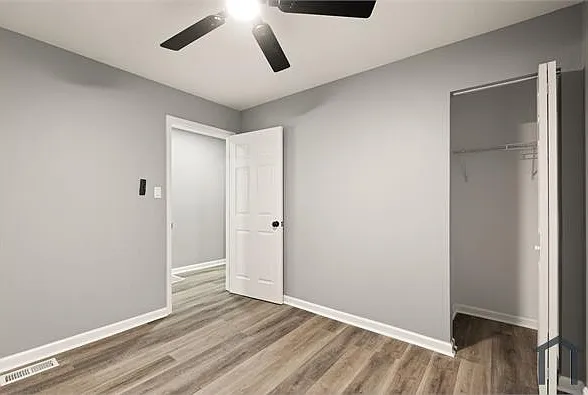 2222 Duncan St — Photo 17
