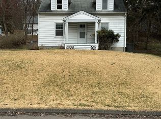 44 Sunset Dr, Binghamton, NY 13905