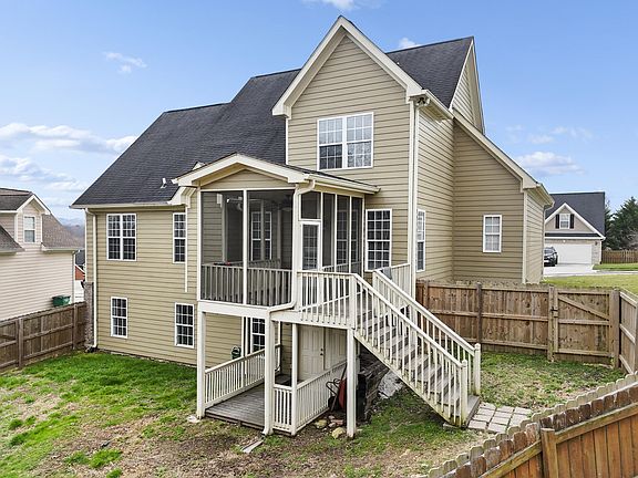 3rd image of 5850 Caney Ridge Cir