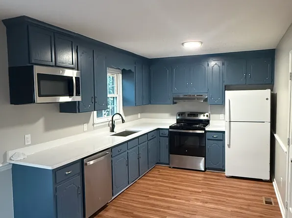 10337 Holly Springs Rd, Holly Springs, NC 27540