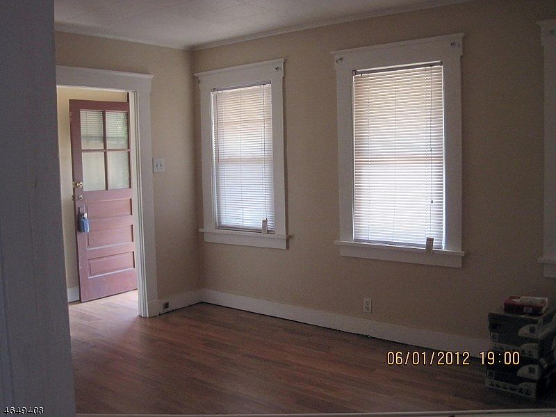 2nd image of 6 George St #1
