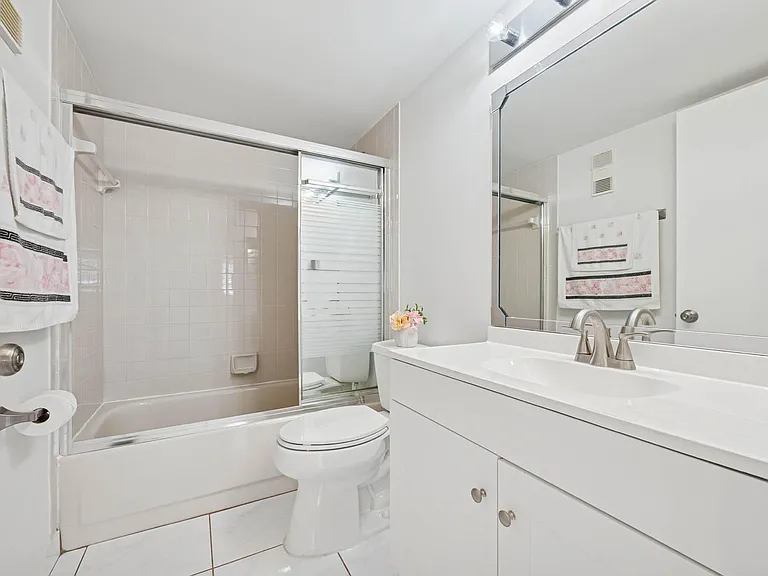 15450 Pembridge Ave E #192 — Photo 19