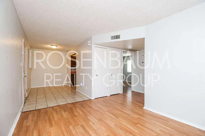 1050 W University Dr #201 — Photo 6