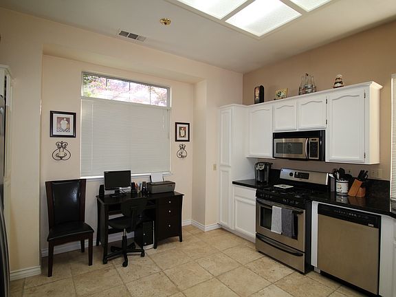 3rd image of 8864 Chadbury Pl