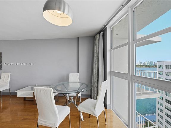 2nd image of 1228 West Ave APT 1506