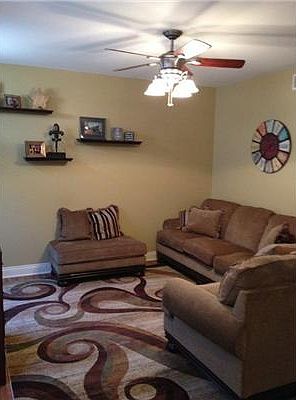 5th image of 933 Bayou Trace Dr