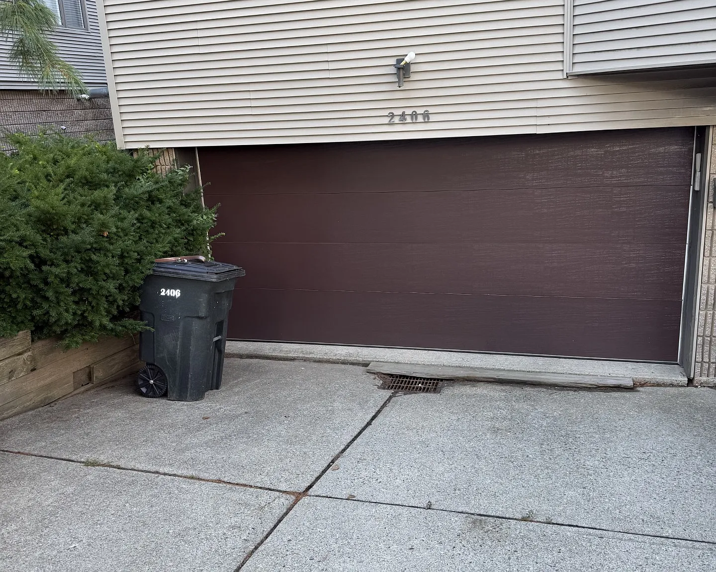 3 bed, 2187 sqft, $4,200 — Photo 1