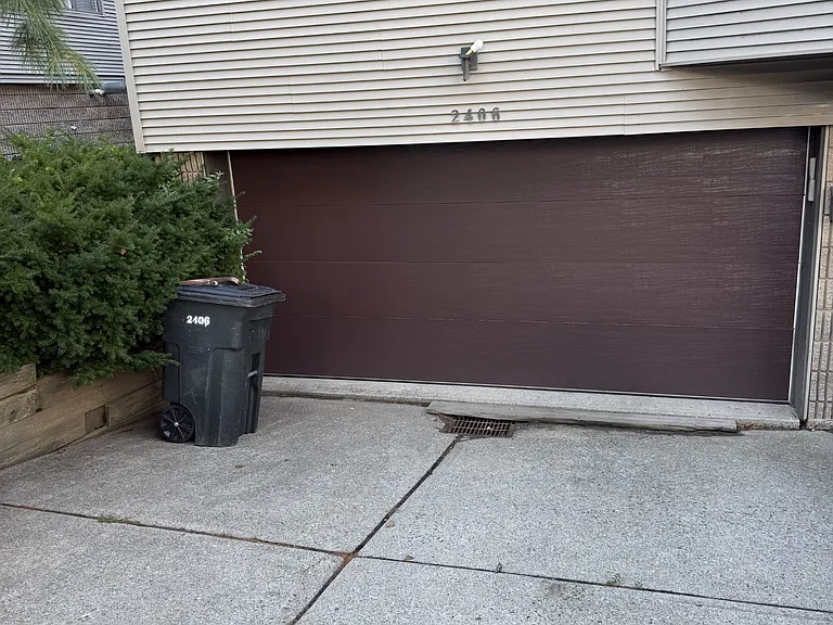 2 Car Garage