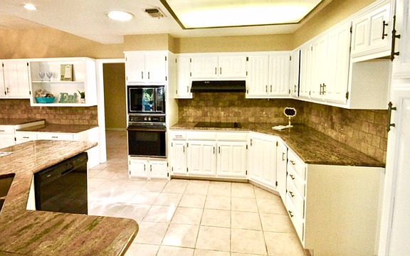 Huge granite kitchen!