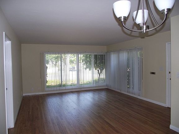 2nd image of 530 Avenue F #A