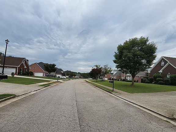 5th image of 1034 Rowanshyre Cir
